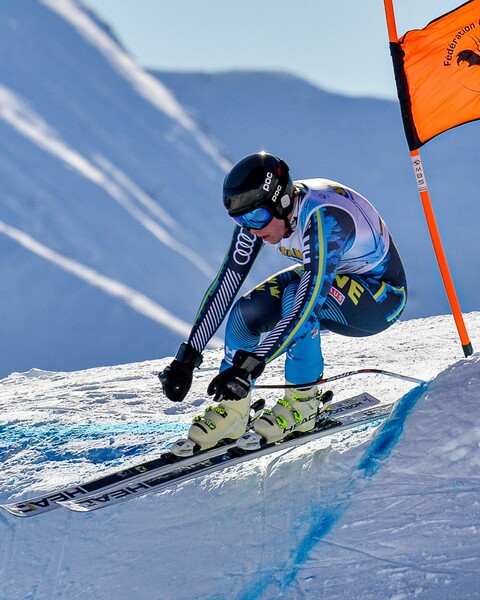 Alpine Skiing